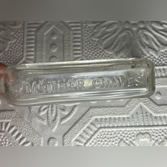 Lot of 5 Antique Iridescence Blue & Clear Montreal Toronto Medicine Herb Bottles - Picture 13 of 16